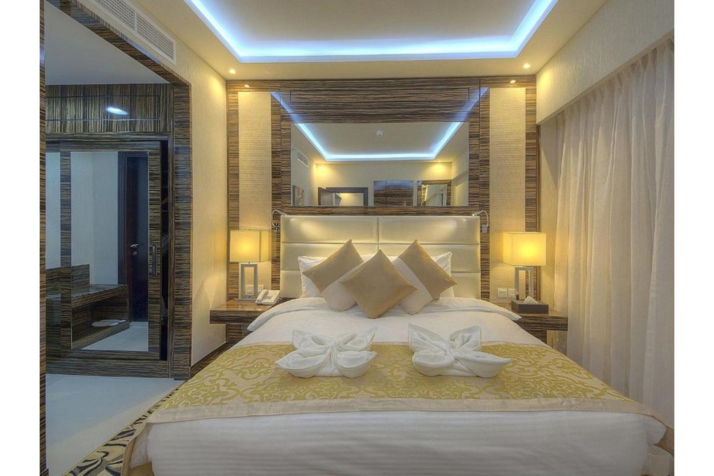 Orchid Vue Hotel 11