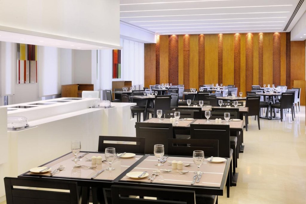 Hues Boutique Hotel 21