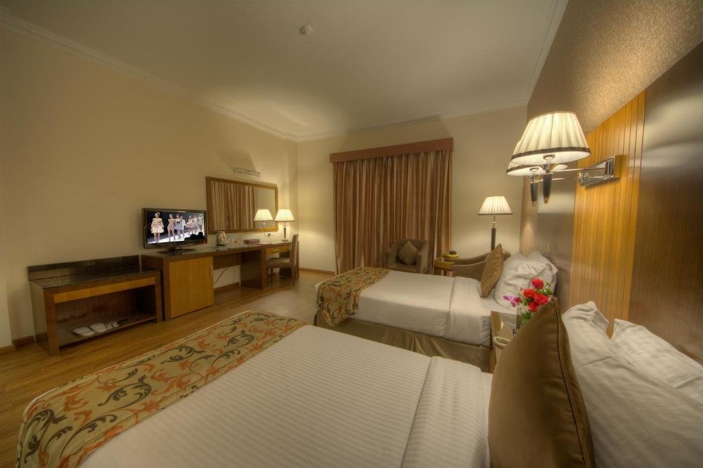Fortune Pearl Hotel, Deira 18