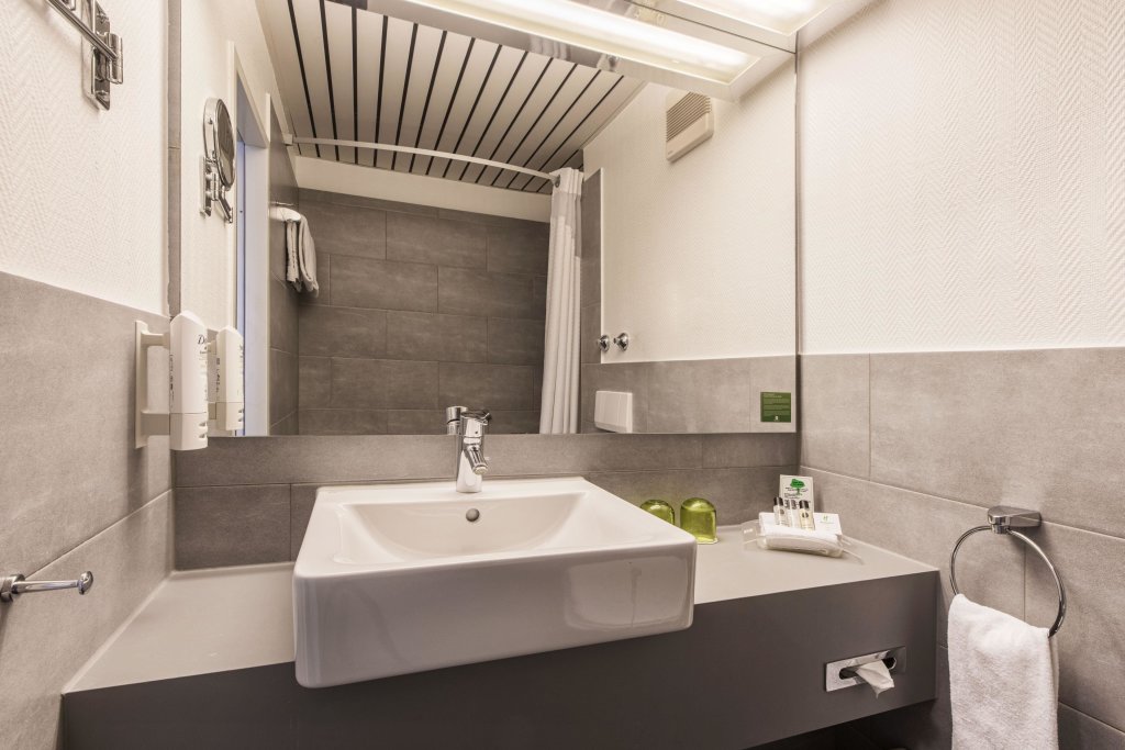 Holiday Inn Düsseldorf - Neuss, an IHG Hotel 12