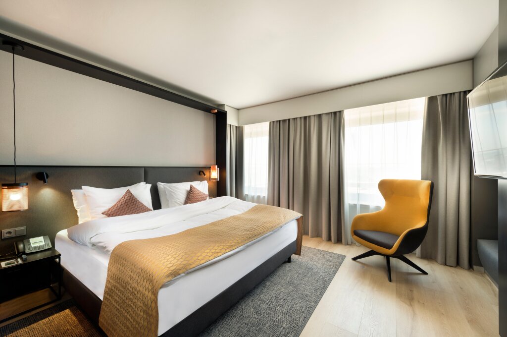 Crowne Plaza Düsseldorf-Neuss, an IHG Hotel 2