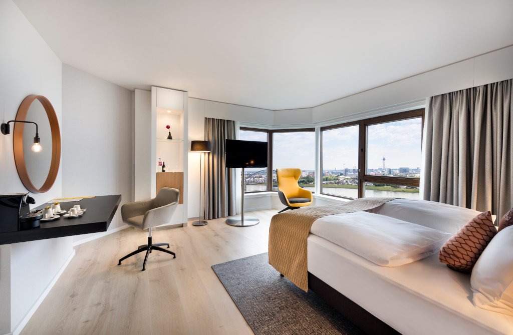 Crowne Plaza Düsseldorf-Neuss, an IHG Hotel 8