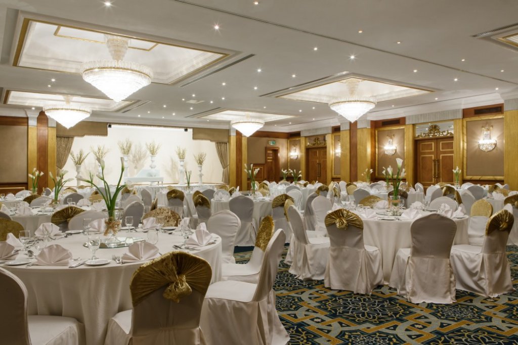 Corniche Hotel Sharjah 11