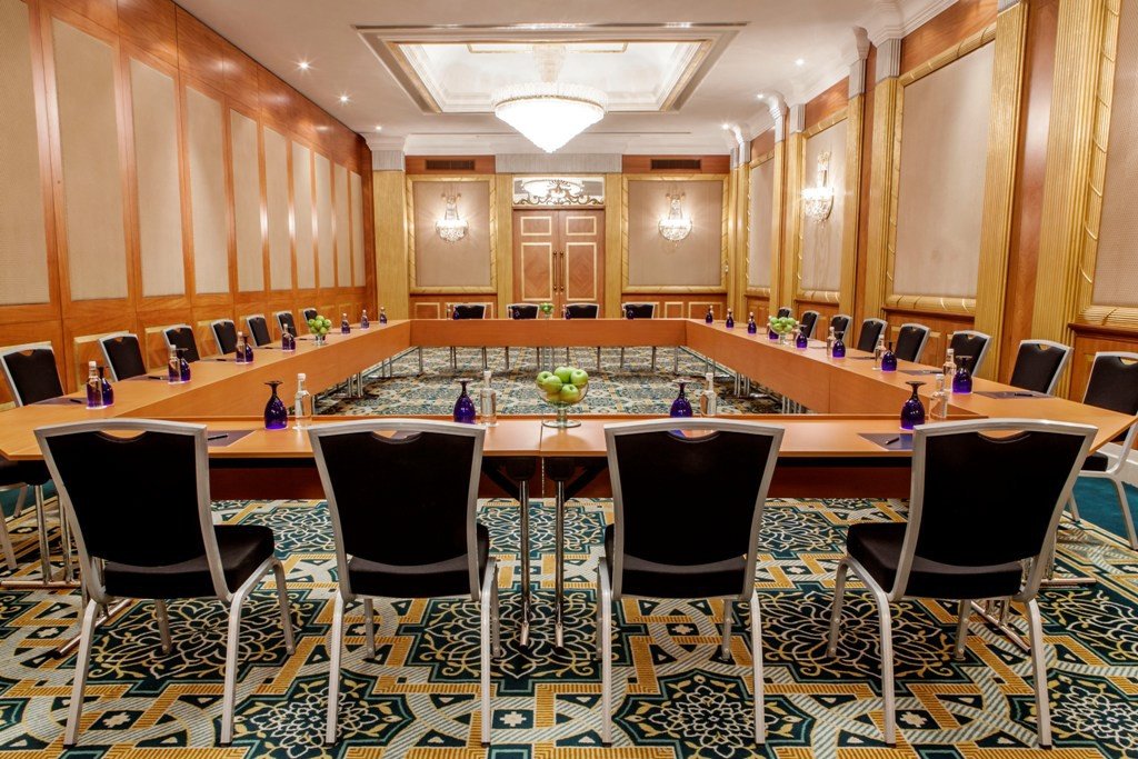 Corniche Hotel Sharjah 8