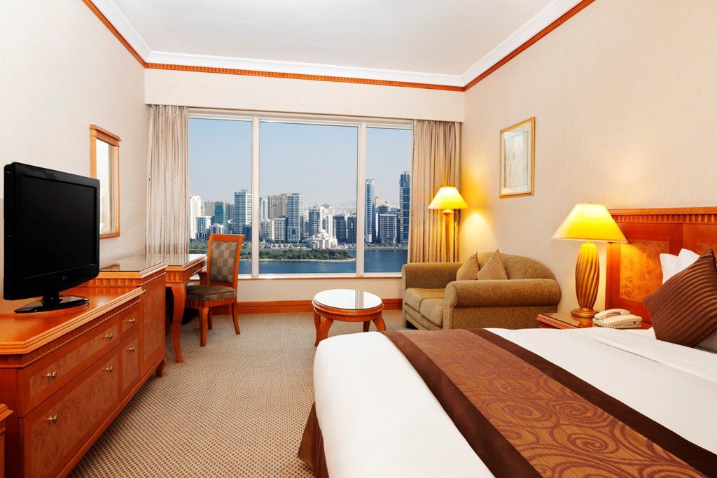 Corniche Hotel Sharjah 9