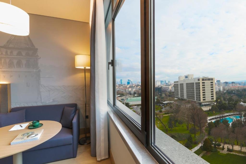 Radisson Hotel Istanbul Harbiye 14