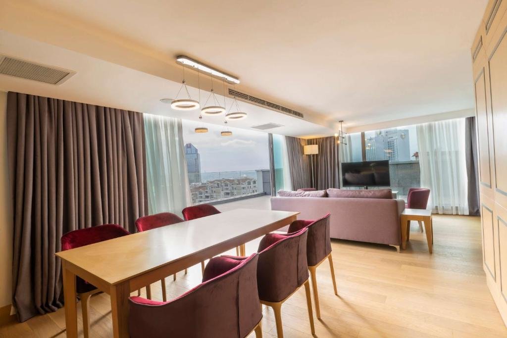 Radisson Hotel Istanbul Harbiye 21