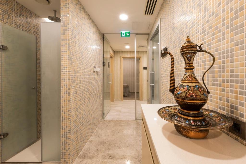 Radisson Hotel Istanbul Harbiye 3