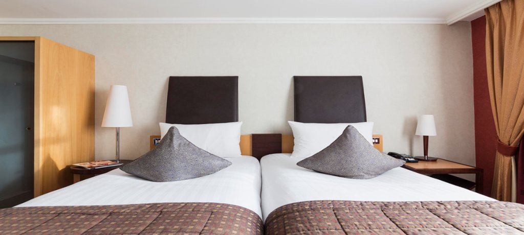 Jurys Inn Oxford 8