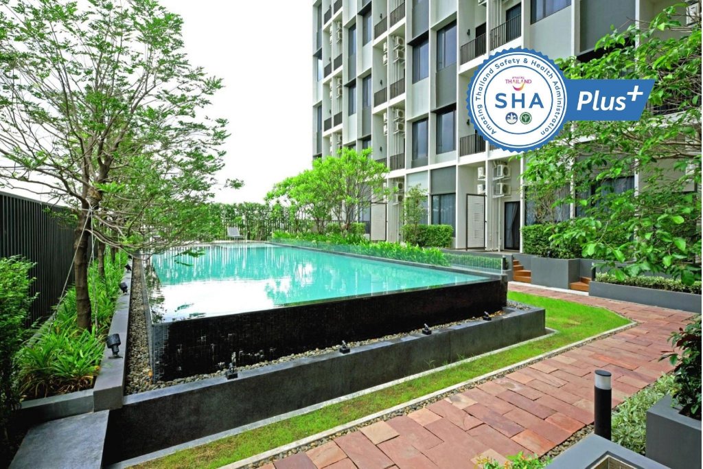 Q Box Hotel Bangkok Blossom 18