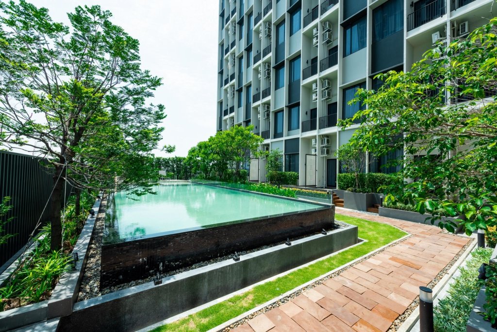 Q Box Hotel Bangkok Blossom 6