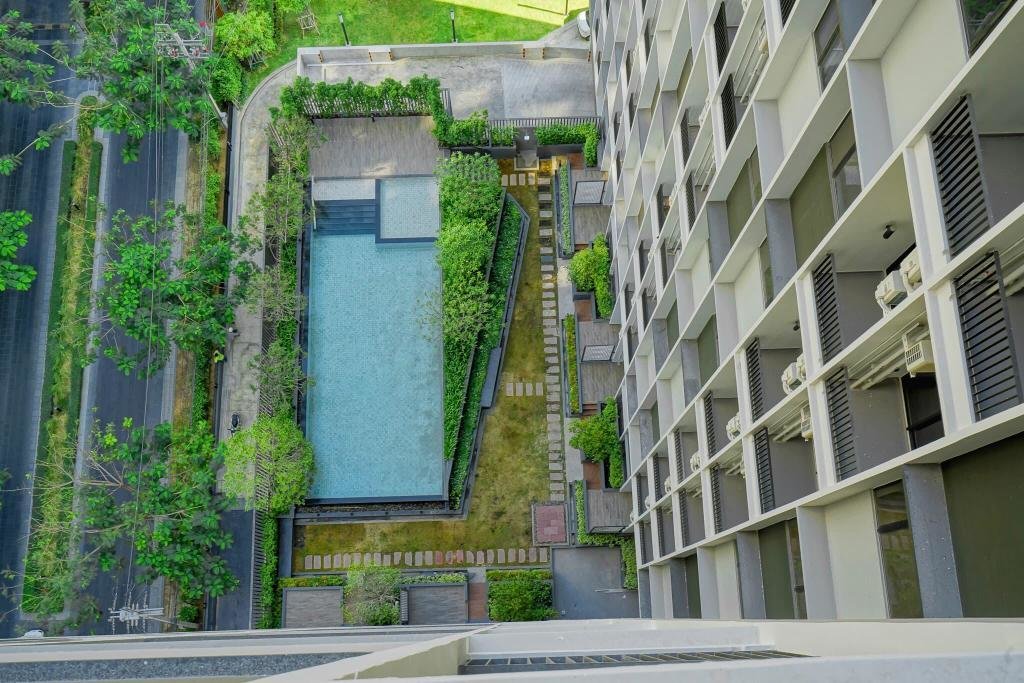Q Box Hotel Bangkok Blossom 9