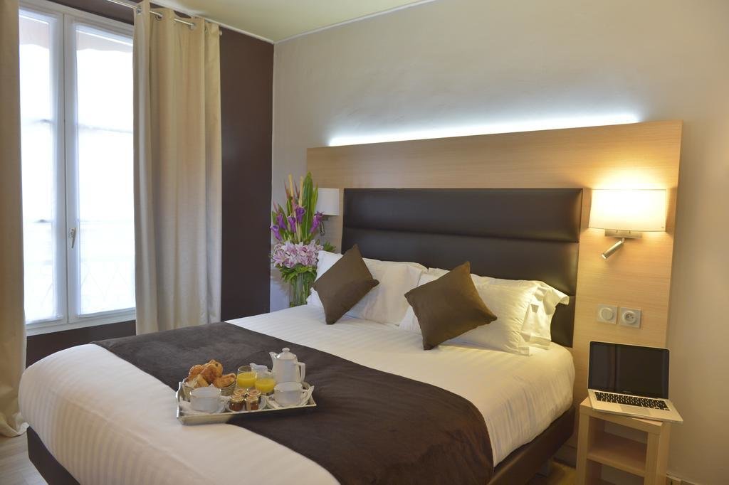 Hotel Unic Renoir Saint Germain 13