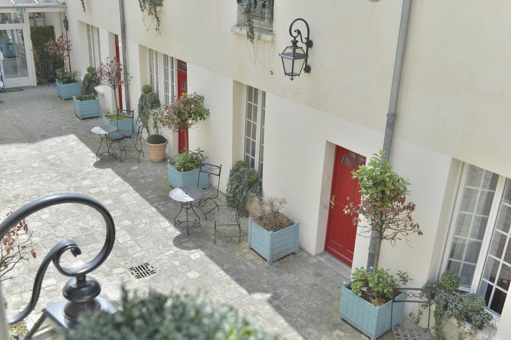 Hotel Unic Renoir Saint Germain 16
