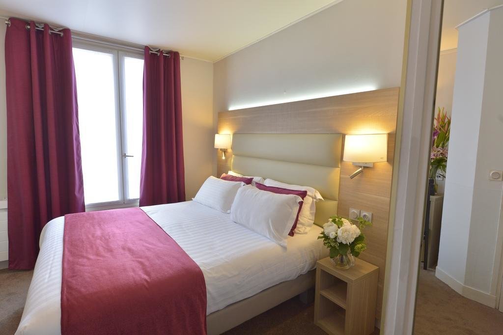 Hotel Unic Renoir Saint Germain 18
