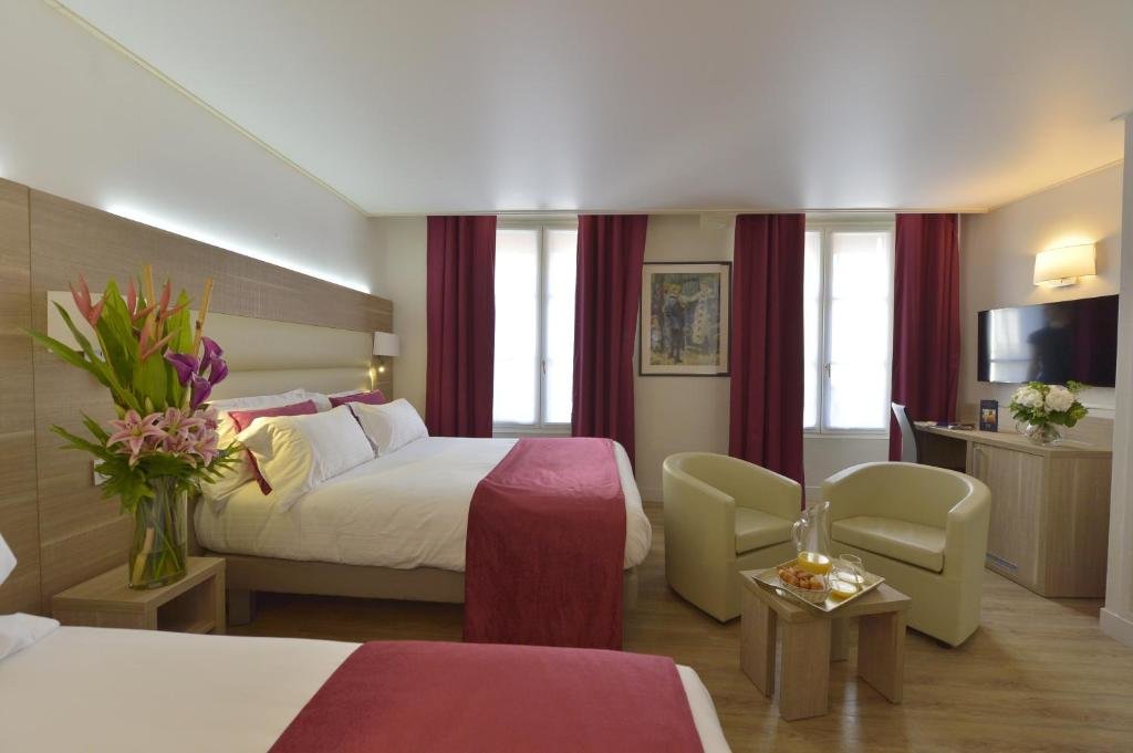 Hotel Unic Renoir Saint Germain 4