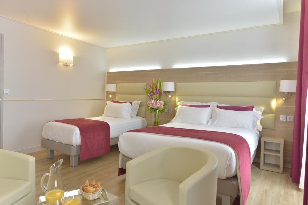 Hotel Unic Renoir Saint Germain 8