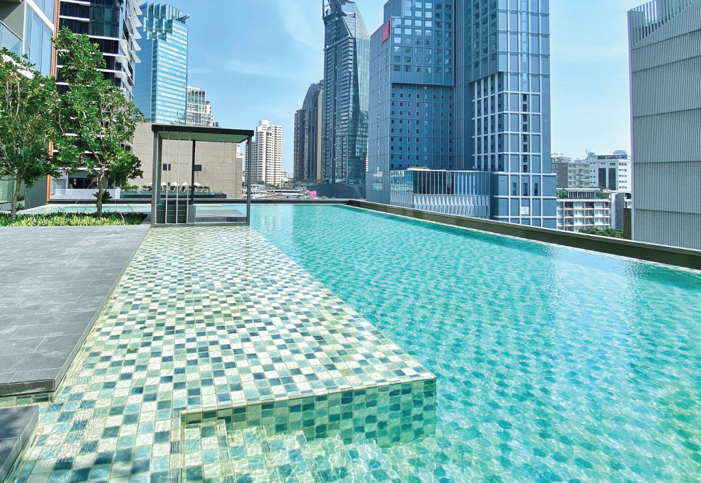 Oakwood Suites Bangkok 15