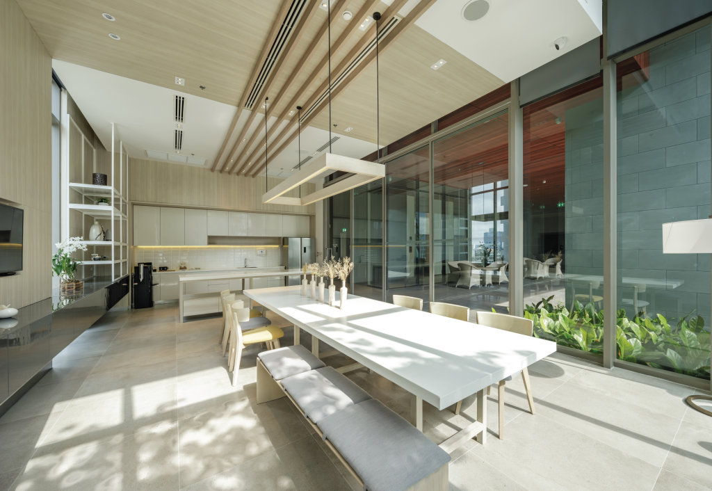 Oakwood Suites Bangkok 9