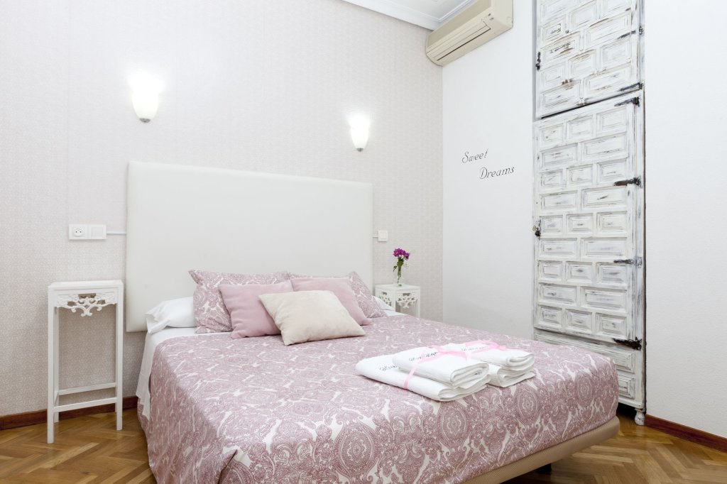 Hostal Hispano Gran Vía 2