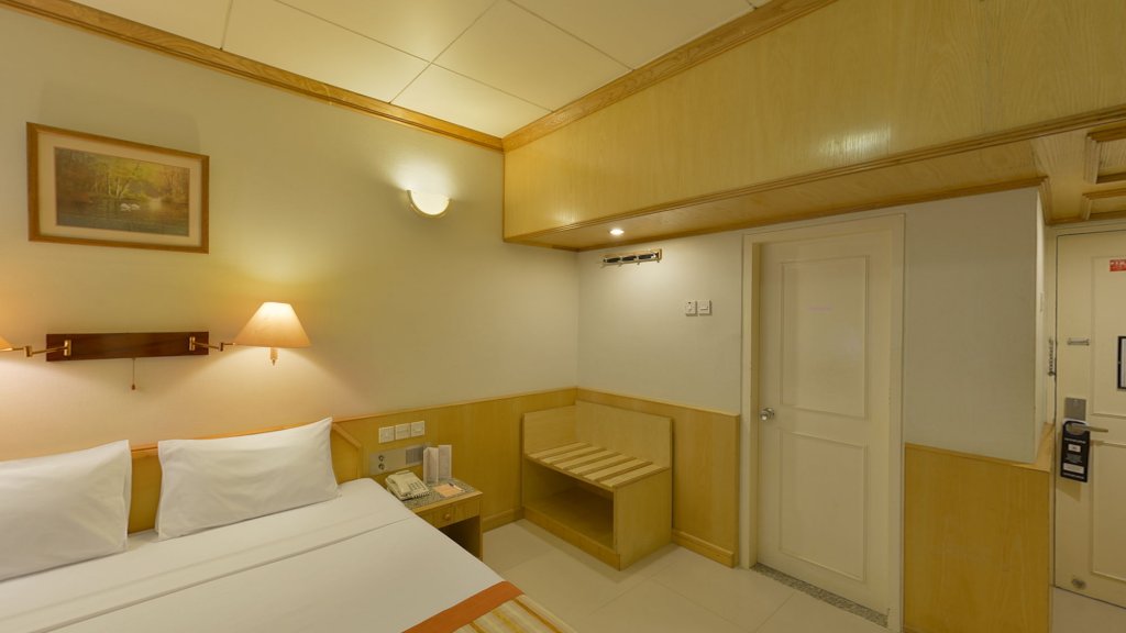 Astoria Hotel 3
