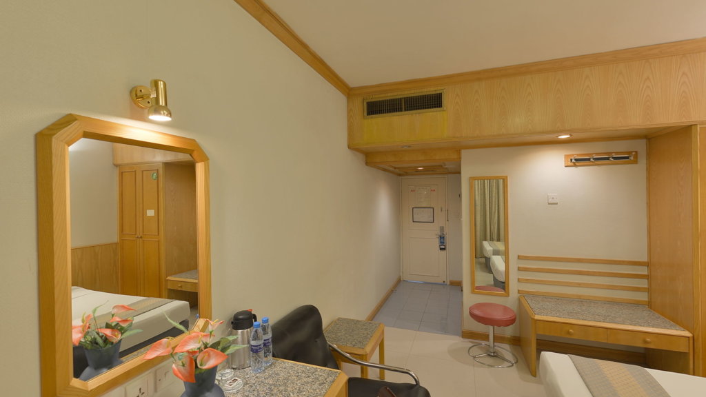 Astoria Hotel 4