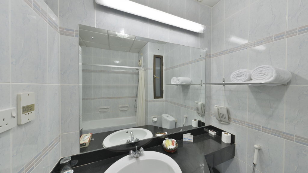 Astoria Hotel 9