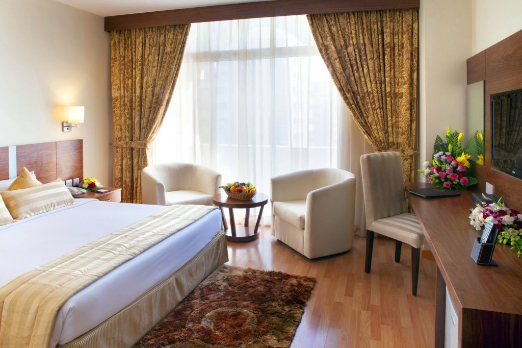 Landmark Hotel 6