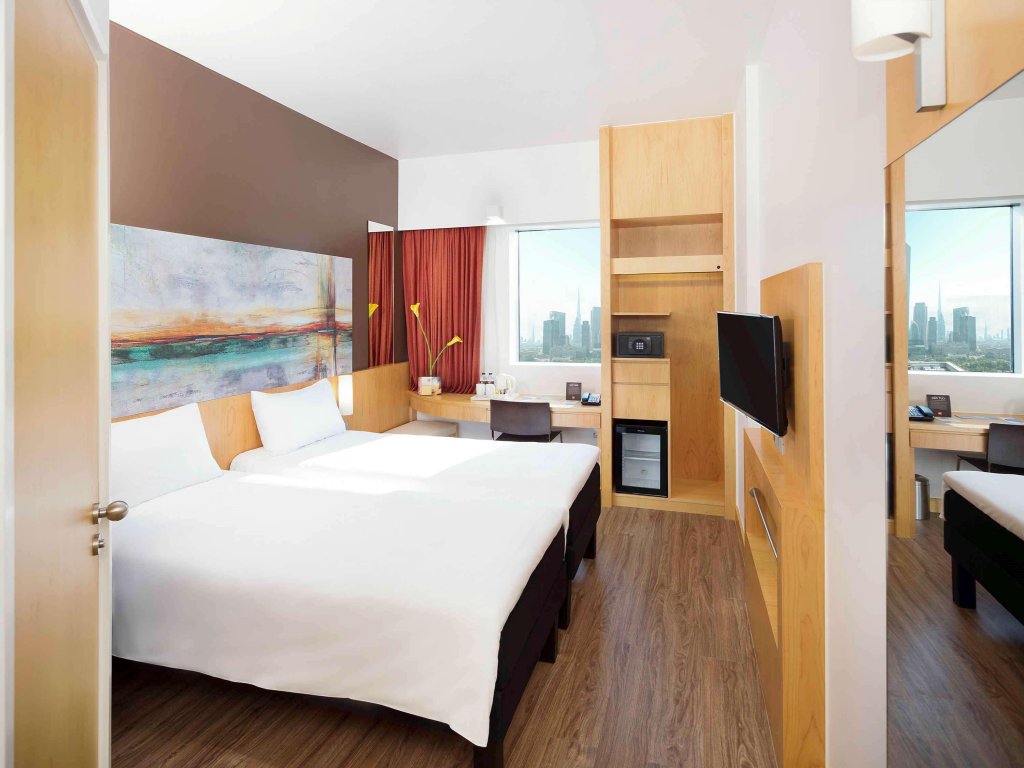 ibis One Central Hotel 17