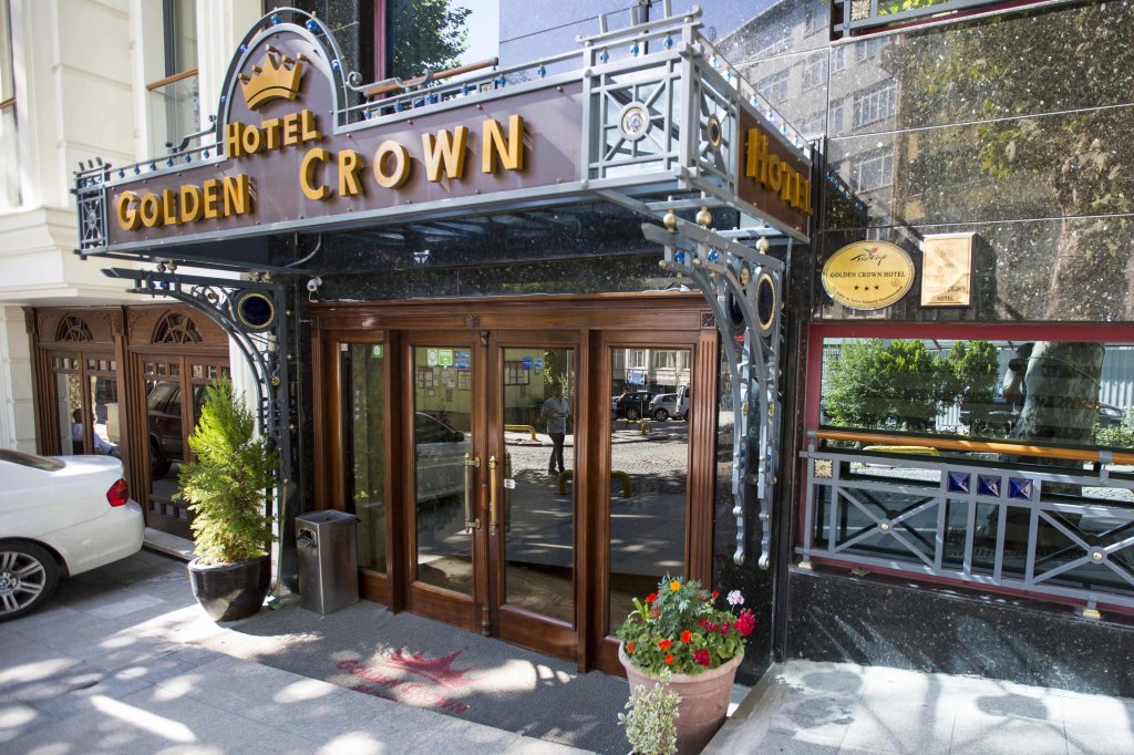 Hotel Golden Crown 21