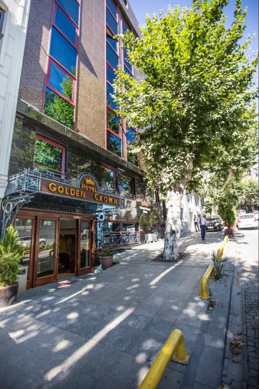 Hotel Golden Crown 8