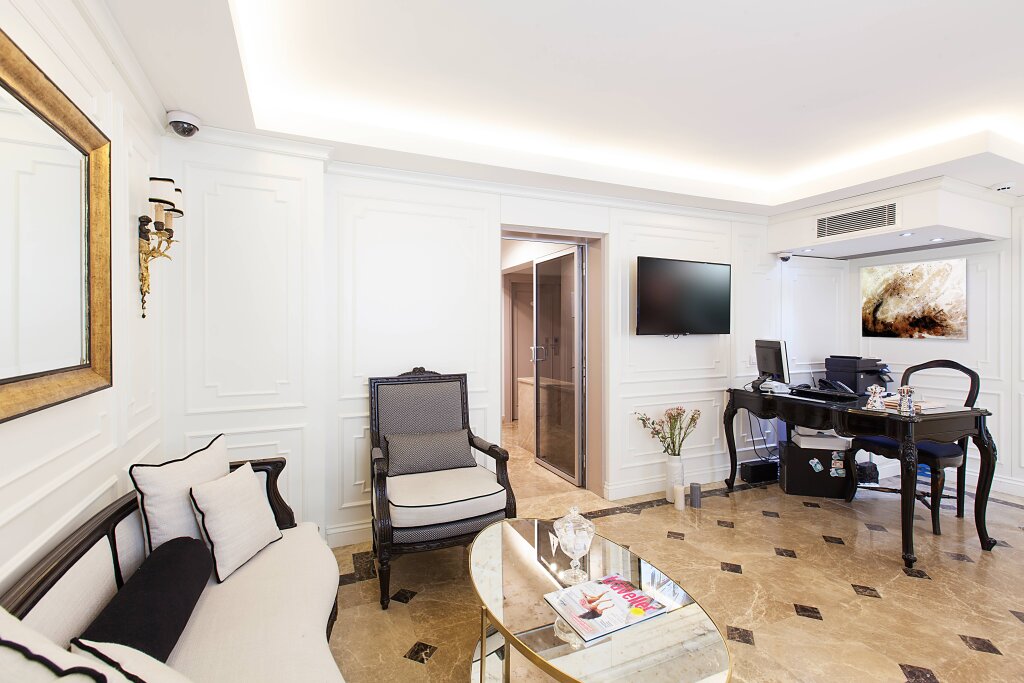 Galata Grace 6