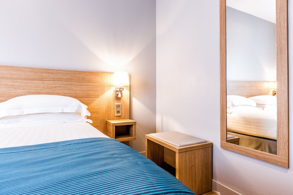 Hôtel Paris d'Issy Hôtel porte de Versailles 13