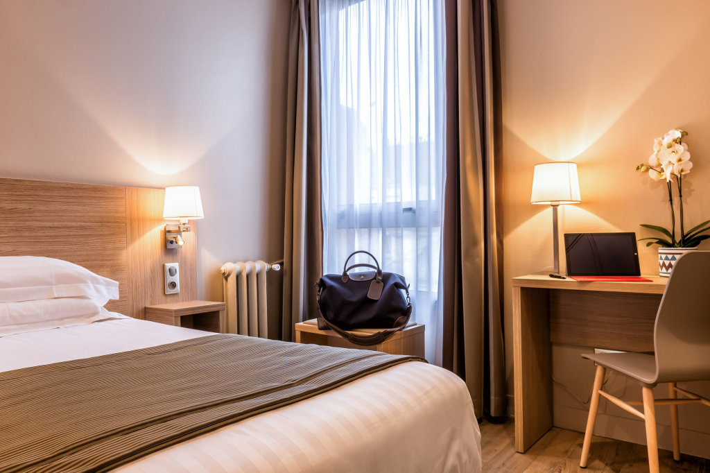 Hôtel Paris d'Issy Hôtel porte de Versailles 17