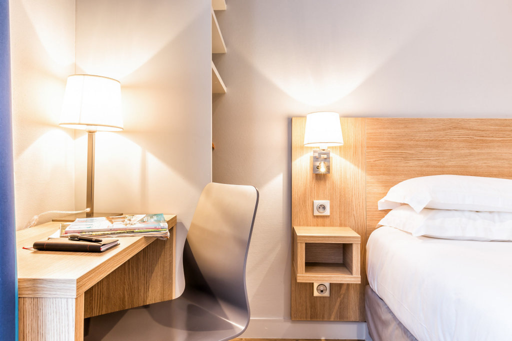 Hôtel Paris d'Issy Hôtel porte de Versailles 18