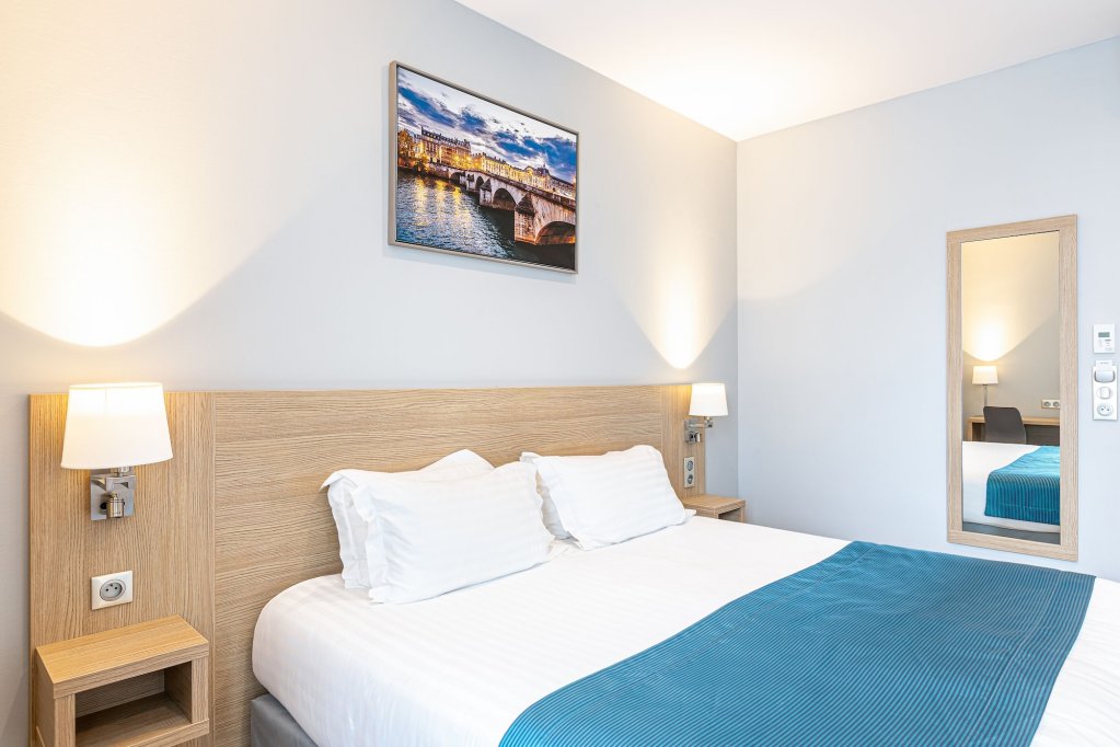 Hôtel Paris d'Issy Hôtel porte de Versailles 9