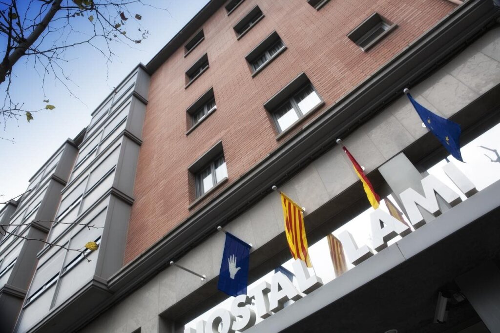 Hostal Lami 1
