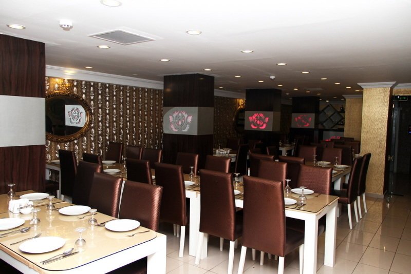 Atalla Hotel 8
