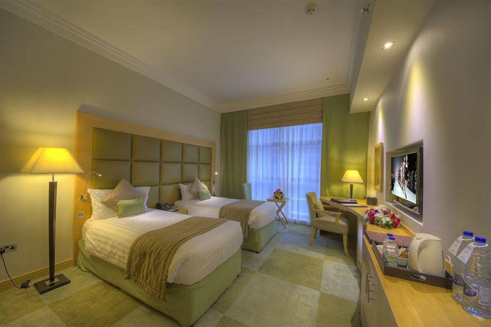 The Leela Hotel Deira 10