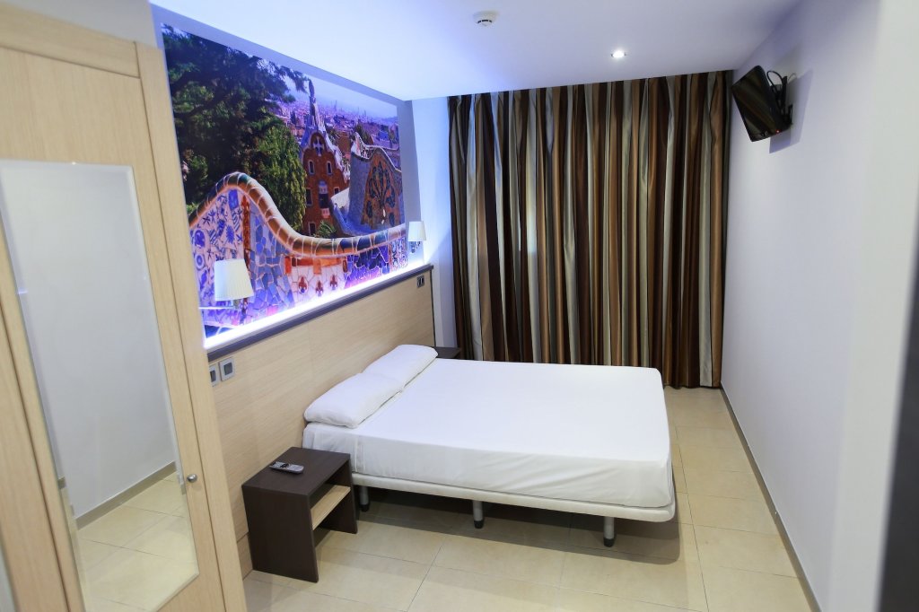 Hostal Las Flores 24