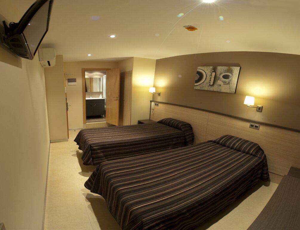 Hostal Las Flores 3