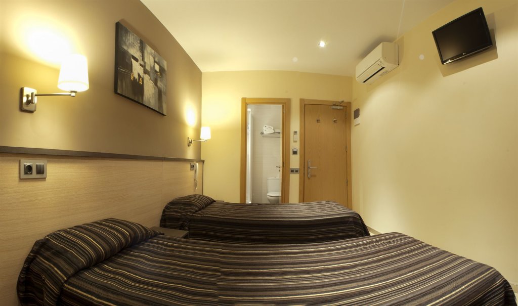 Hostal Las Flores 5
