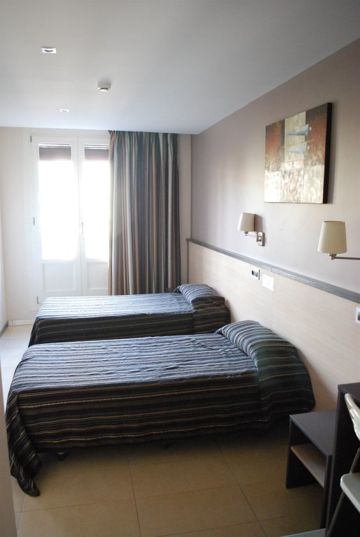 Hostal Las Flores 6