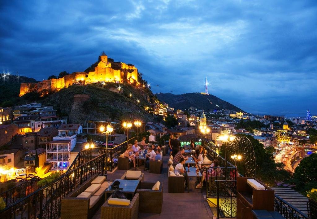 Tiflis Palace 12