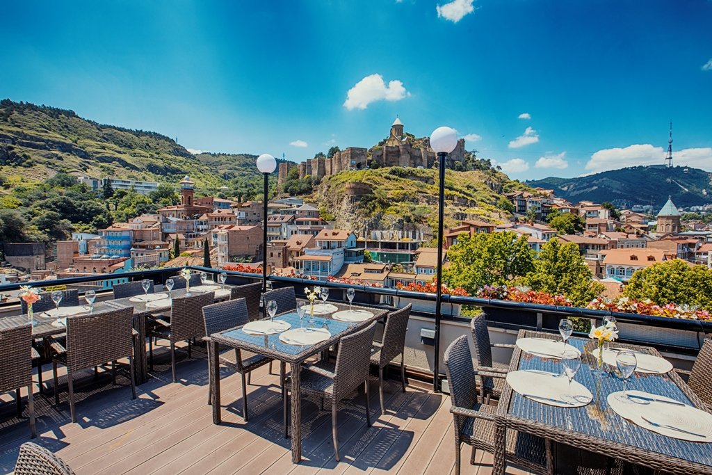 Tiflis Palace 14
