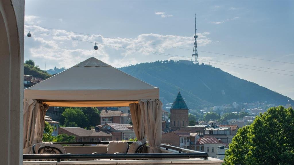 Tiflis Palace 17