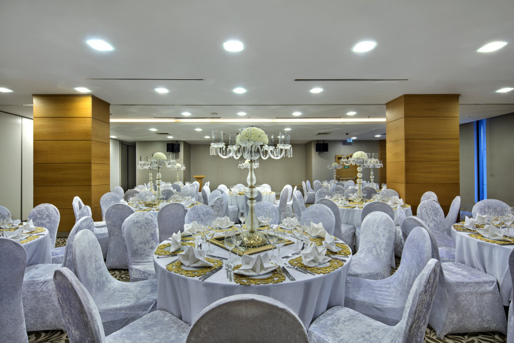 Hilton Istanbul Bomonti Hotel & Conference Center 23
