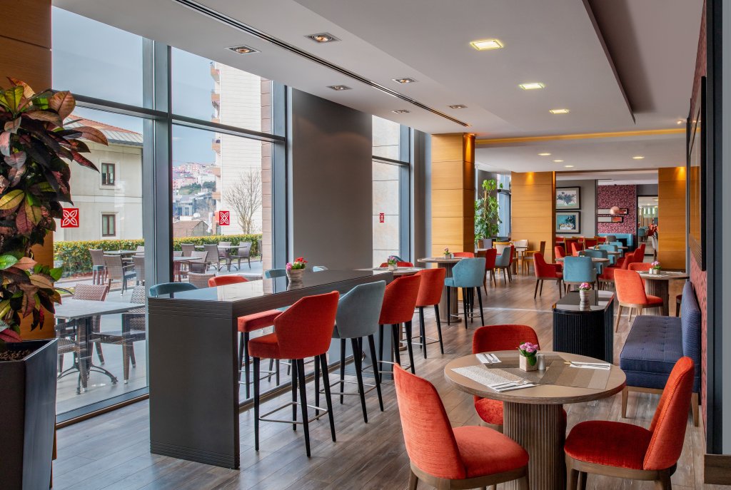 Hilton Istanbul Bomonti Hotel & Conference Center 3