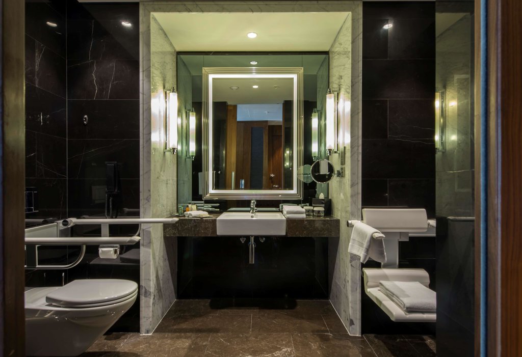 Hilton Istanbul Bomonti Hotel & Conference Center 7