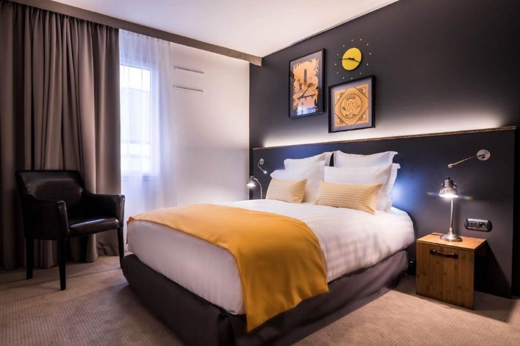Best Western Plus Suitcase Paris La Defense 3